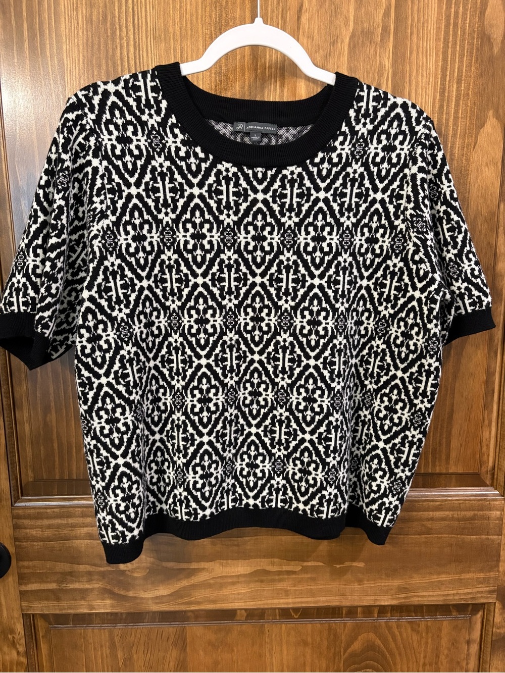 Adrianna Papell Black & White Geometric Short Sleeve Sweater Top size L